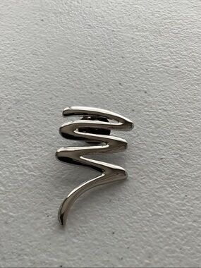 Silver Abstract Squiggle Pin